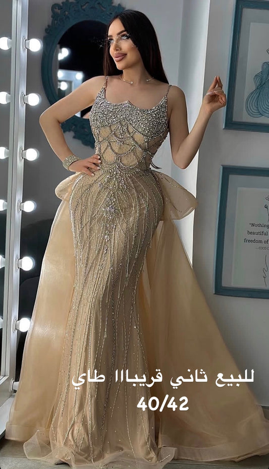 Robe. Dubai